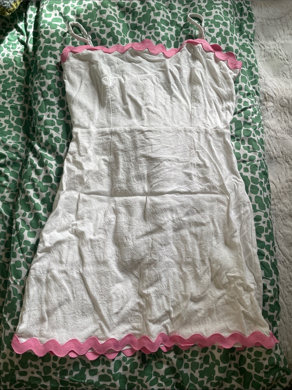 FORE White linen dress with pink trim